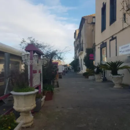 Location Saisonniere De Avril A Fin Octobre Apartment Agde