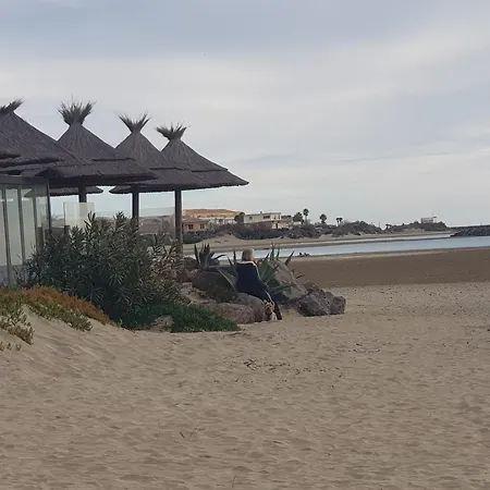 Location Saisonniere De Avril A Fin Octobre Διαμέρισμα *
